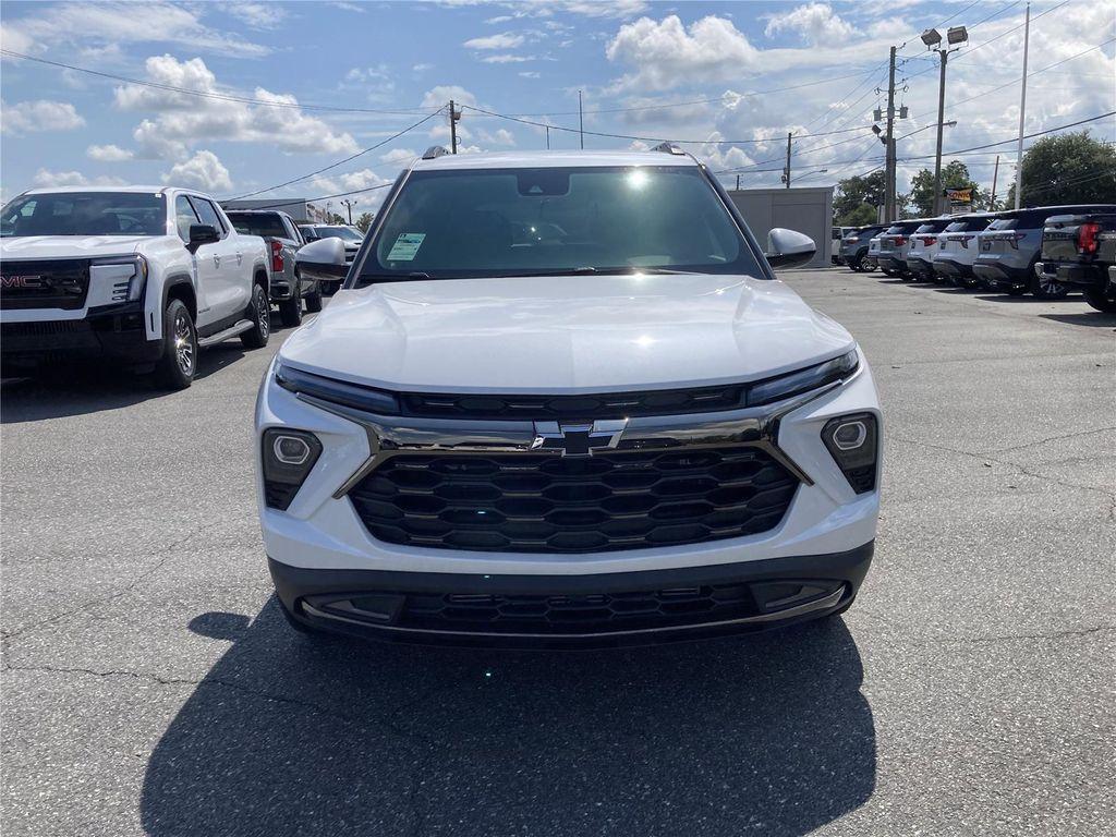 new 2025 Chevrolet TrailBlazer car, priced at $30,945