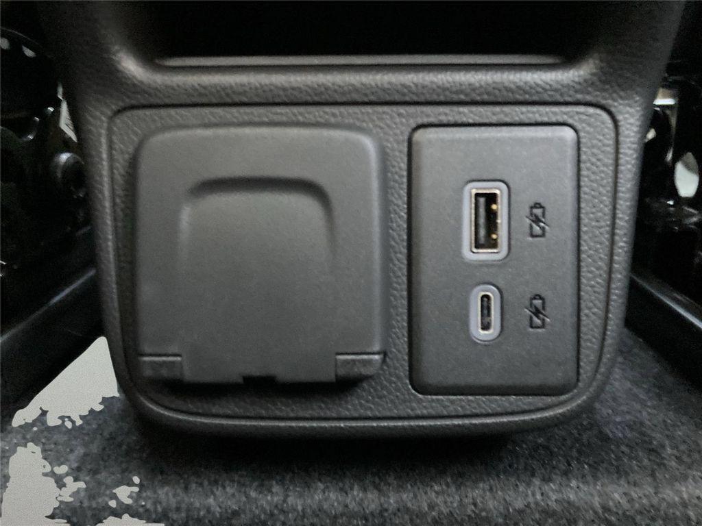 new 2025 Chevrolet TrailBlazer car, priced at $29,195