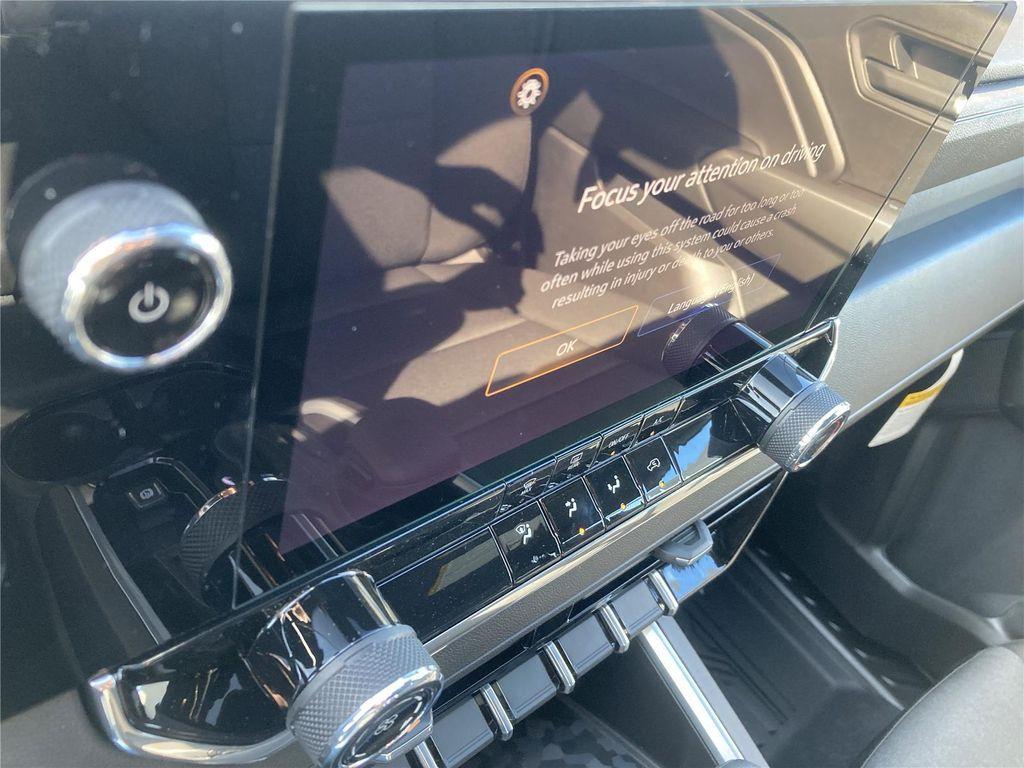 new 2026 Chevrolet Colorado car, priced at $31,292