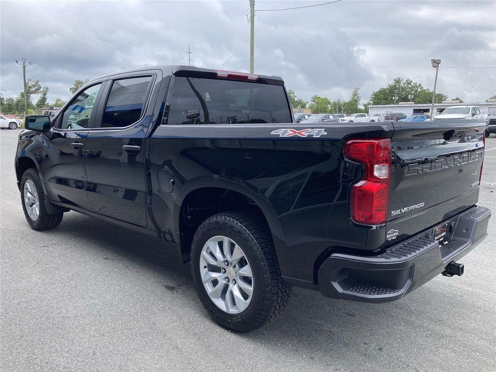 new 2025 Chevrolet Silverado 1500 car, priced at $41,827