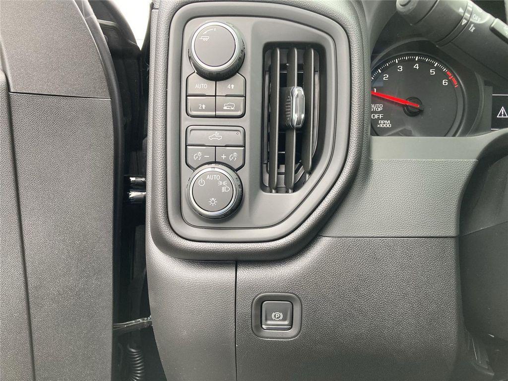 new 2025 Chevrolet Silverado 1500 car, priced at $41,827