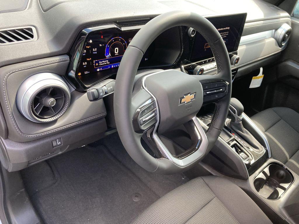 new 2025 Chevrolet Colorado car, priced at $33,922