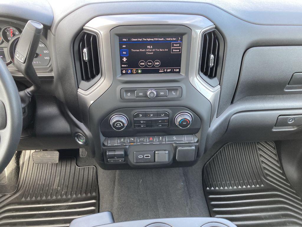 new 2025 Chevrolet Silverado 2500 car, priced at $56,068
