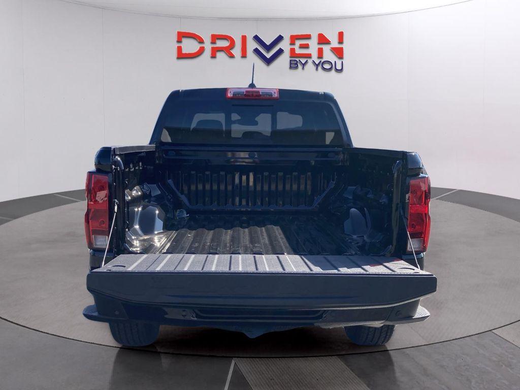 new 2026 Chevrolet Colorado car, priced at $30,792