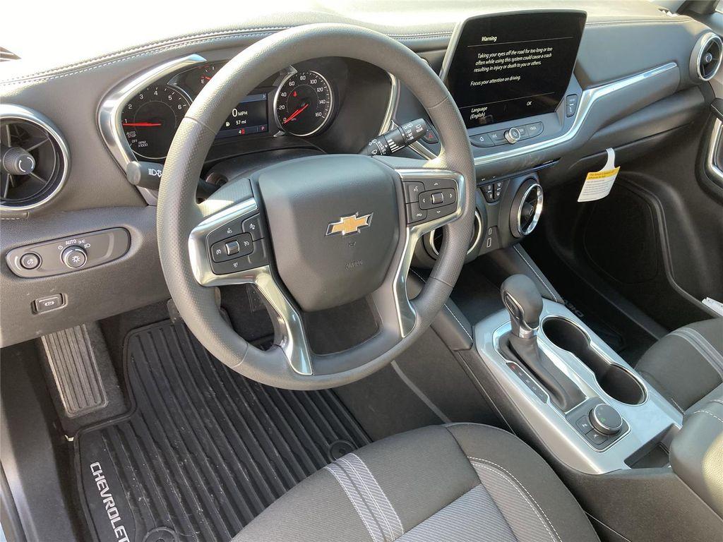 new 2025 Chevrolet Blazer car, priced at $36,140