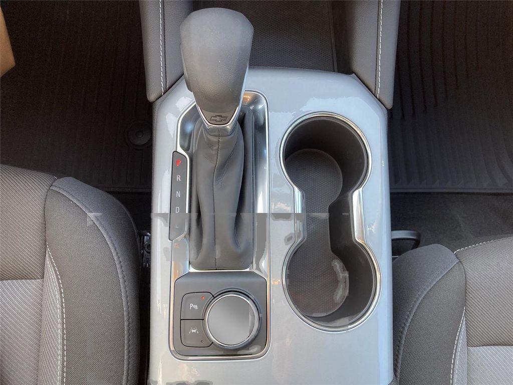 new 2025 Chevrolet Blazer car, priced at $36,140