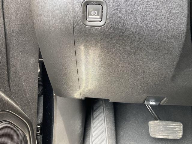 used 2022 Chevrolet Silverado 1500 car, priced at $36,999