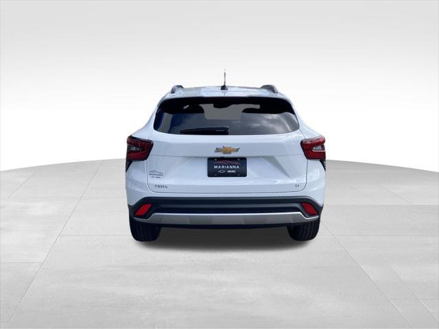 new 2025 Chevrolet Trax car, priced at $24,642