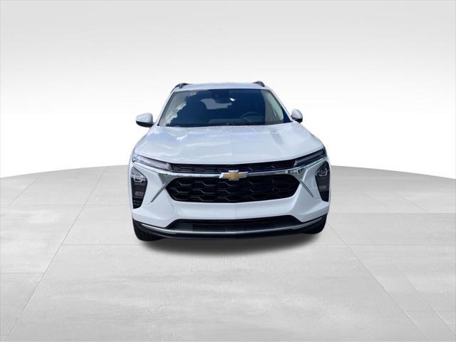 new 2025 Chevrolet Trax car, priced at $24,642