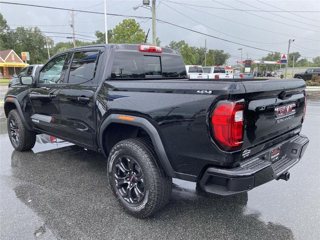 new 2025 GMC Canyon car, priced at $41,398