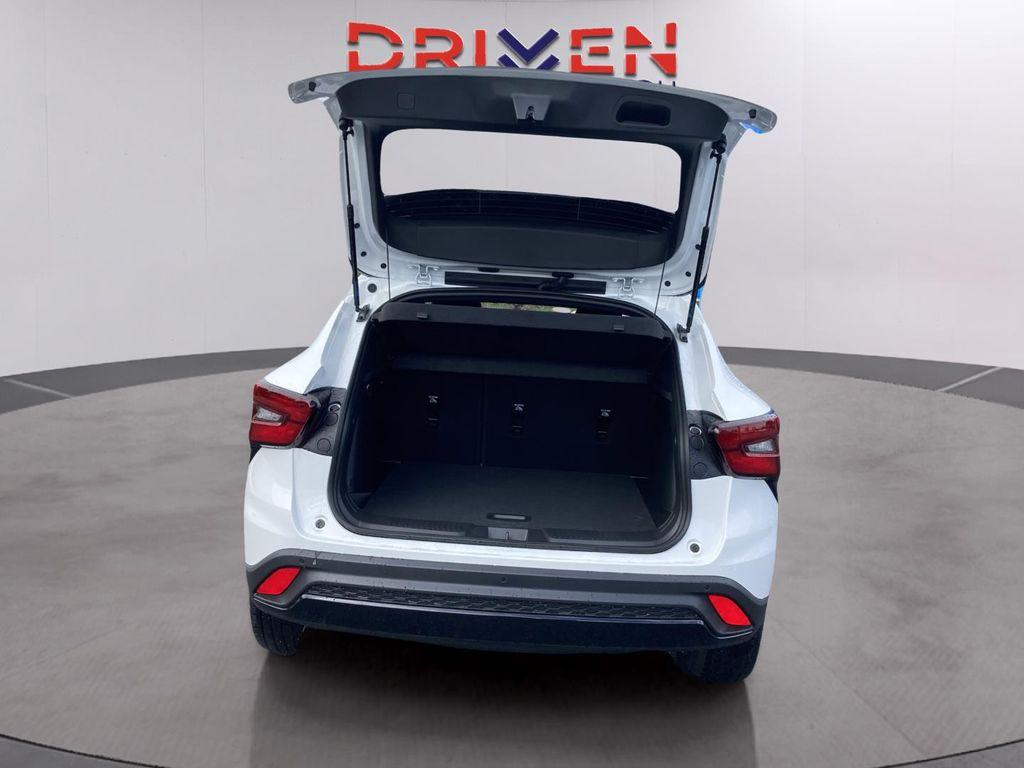 new 2026 Chevrolet Trax car, priced at $27,290