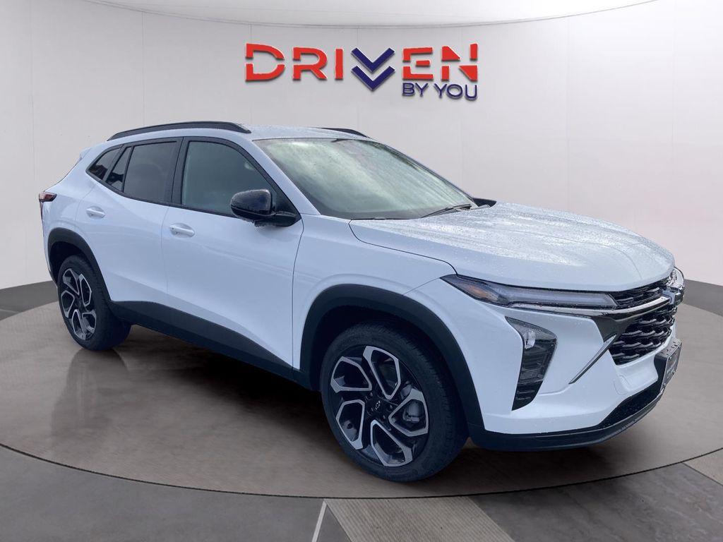 new 2026 Chevrolet Trax car, priced at $27,290