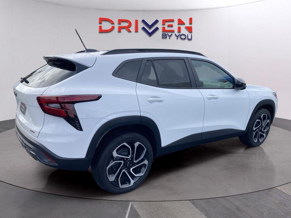 new 2026 Chevrolet Trax car, priced at $27,290