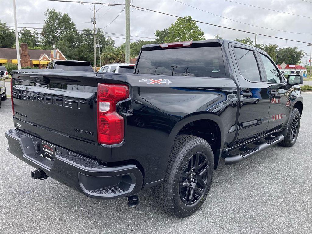 new 2025 Chevrolet Silverado 1500 car, priced at $43,120