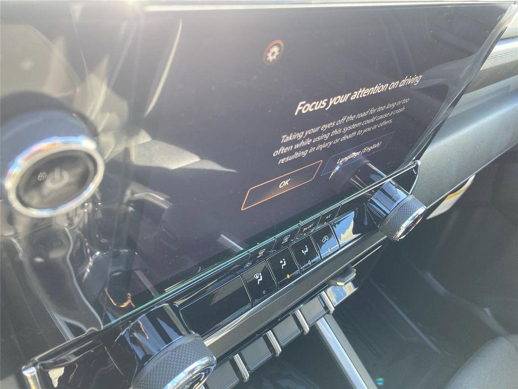 new 2026 Chevrolet Colorado car, priced at $31,272