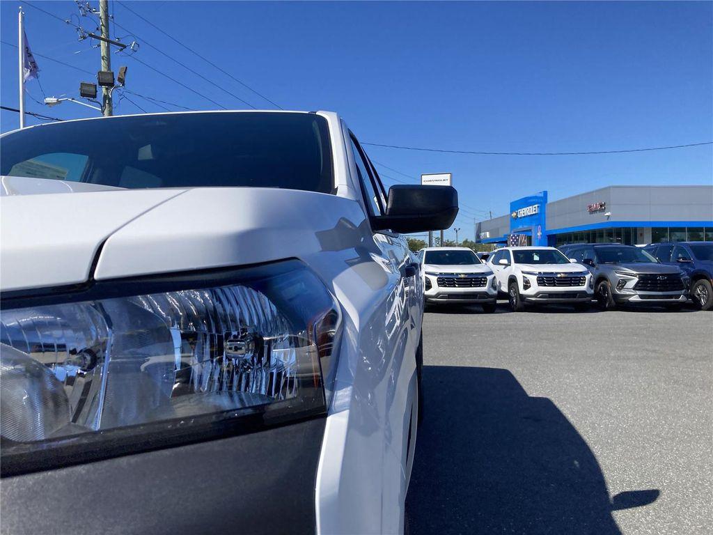 new 2026 Chevrolet Colorado car, priced at $31,272