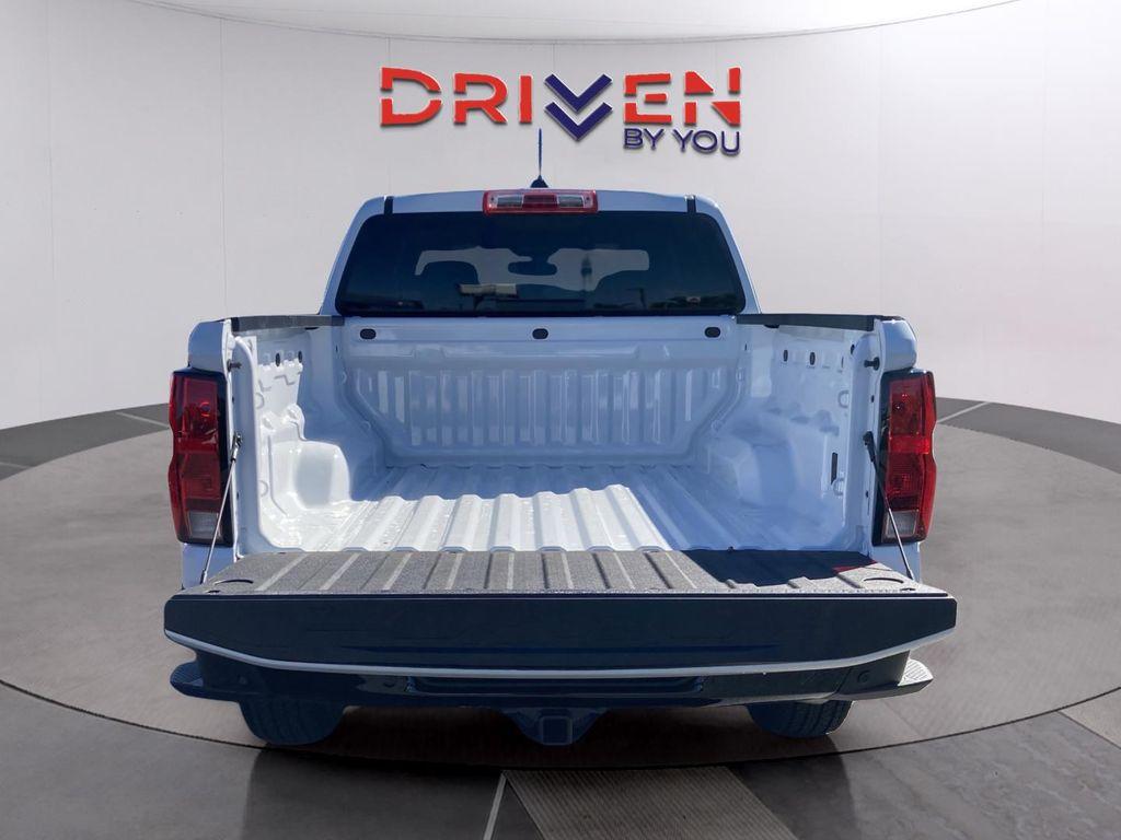 new 2026 Chevrolet Colorado car, priced at $31,272