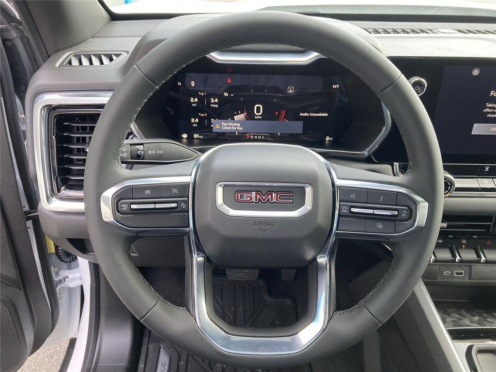new 2025 GMC Canyon car, priced at $36,138