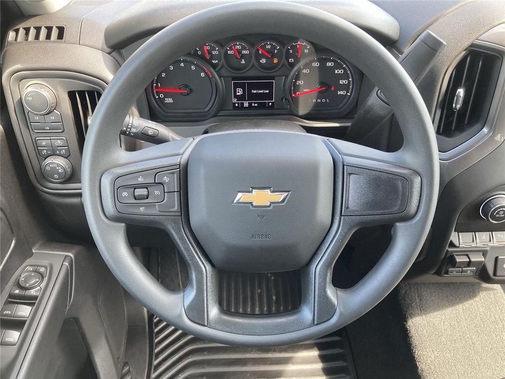 new 2025 Chevrolet Silverado 2500 car, priced at $54,117
