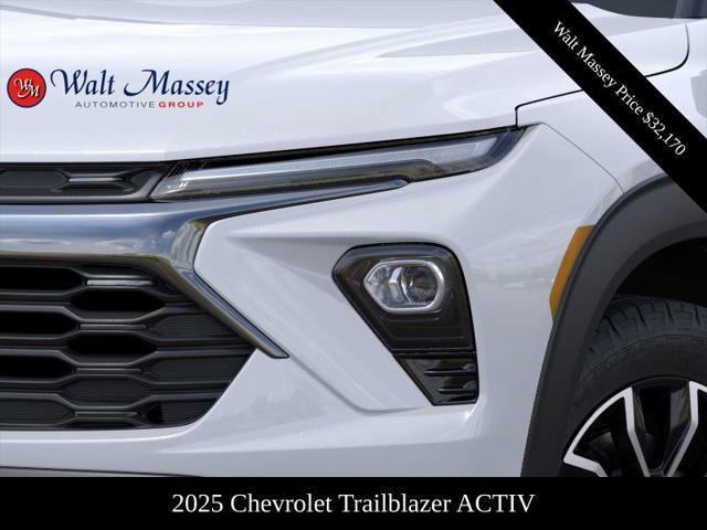 new 2025 Chevrolet TrailBlazer car, priced at $32,170