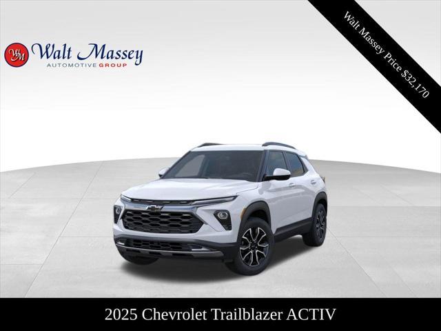 new 2025 Chevrolet TrailBlazer car, priced at $32,170