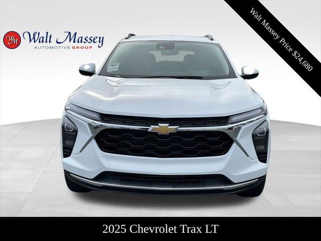 new 2025 Chevrolet Trax car, priced at $24,680