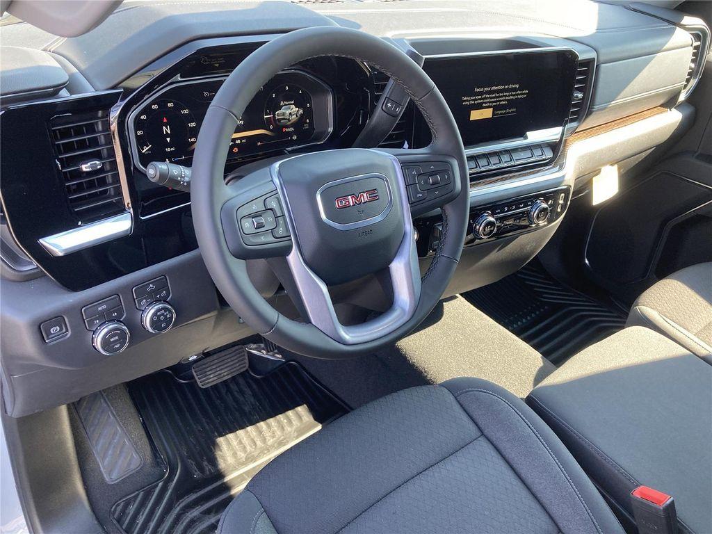new 2026 GMC Sierra 1500 car, priced at $50,281