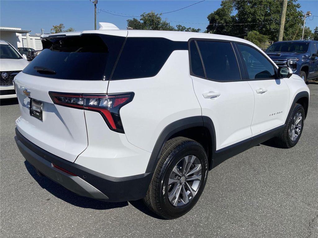new 2026 Chevrolet Equinox car, priced at $32,390