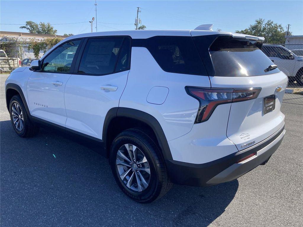 new 2026 Chevrolet Equinox car, priced at $32,390
