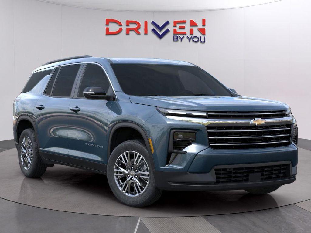 new 2026 Chevrolet Traverse car, priced at $44,114