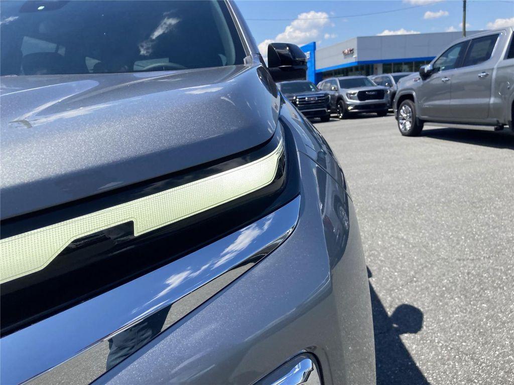 new 2026 Chevrolet Traverse car, priced at $41,767
