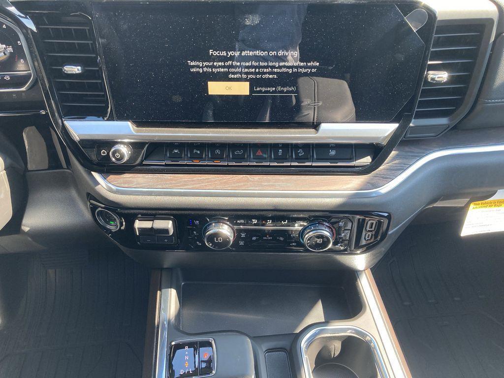 new 2025 GMC Sierra 1500 car, priced at $58,827