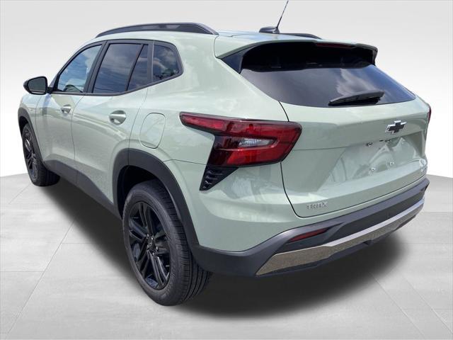 new 2025 Chevrolet Trax car, priced at $25,875