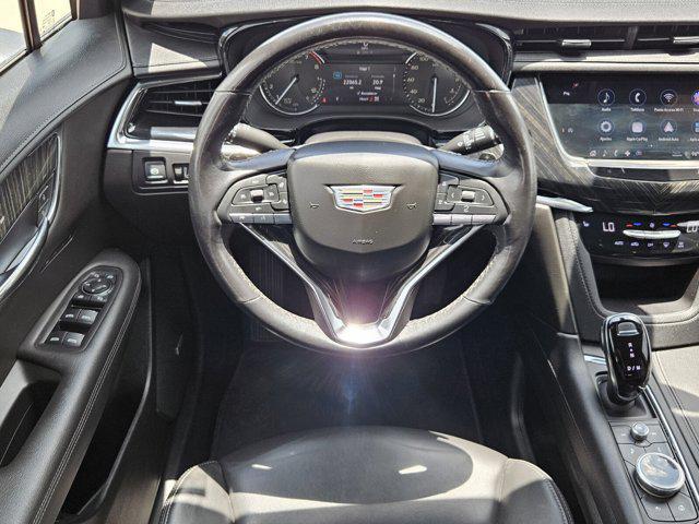 used 2022 Cadillac XT6 car, priced at $28,474