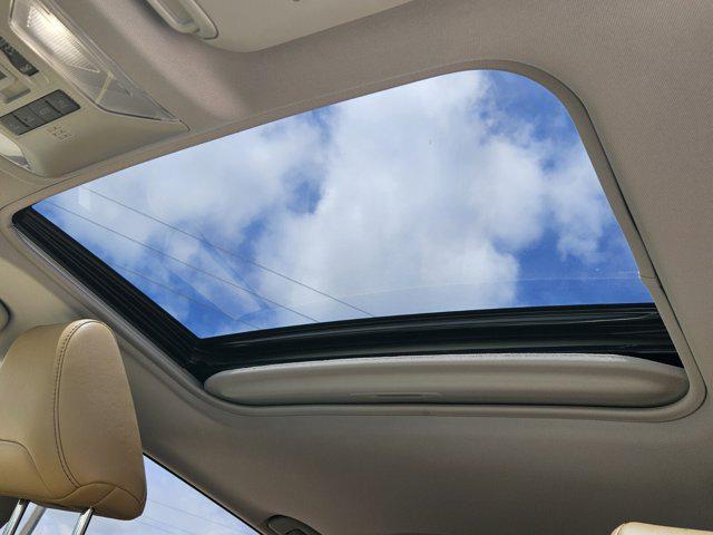 used 2022 Toyota RAV4 Hybrid car, priced at $32,571