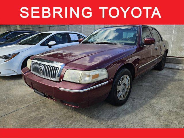 used 2007 Mercury Grand Marquis car, priced at $2,697