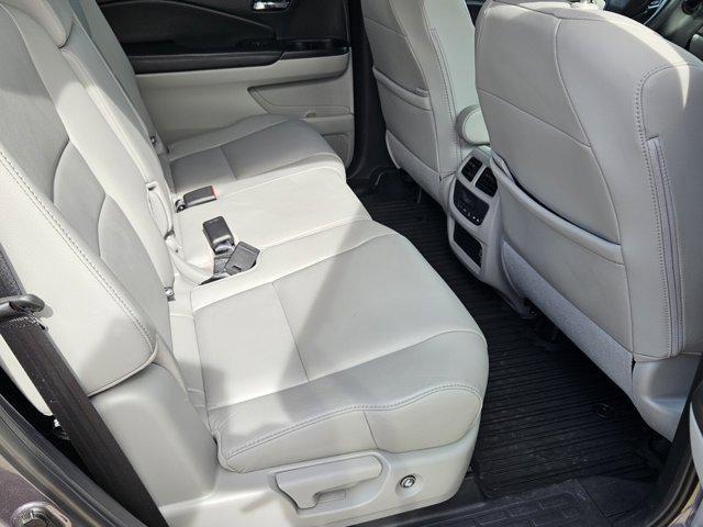 used 2021 Honda Pilot car, priced at $25,998