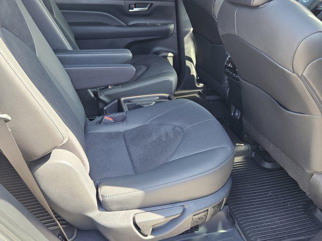 new 2026 Toyota Grand Highlander Hybrid car, priced at $59,982