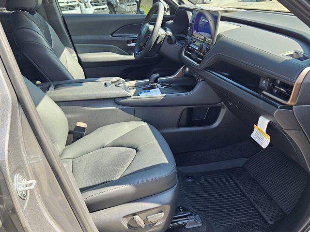 new 2026 Toyota Grand Highlander Hybrid car, priced at $59,982