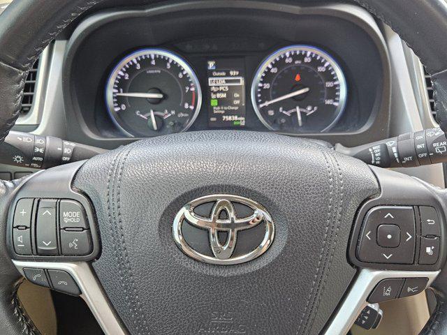 used 2018 Toyota Highlander car, priced at $23,691