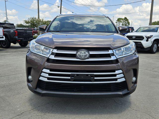 used 2018 Toyota Highlander car, priced at $23,691