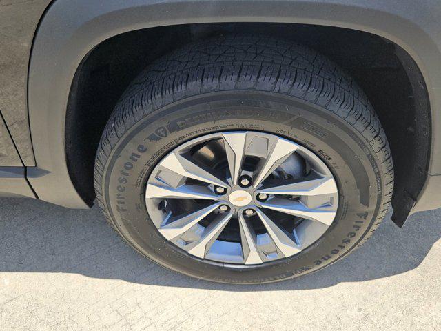 used 2025 Chevrolet Equinox car, priced at $27,998