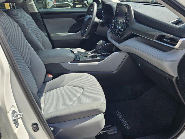 used 2021 Toyota Highlander car, priced at $22,459
