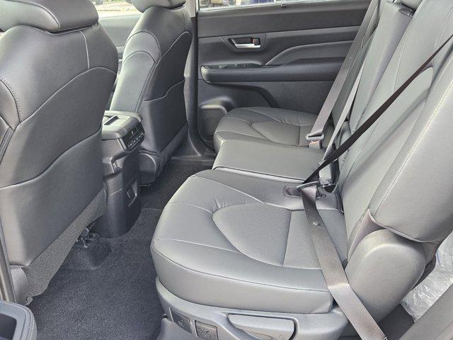 new 2025 Toyota Grand Highlander car, priced at $45,759