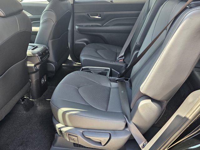 new 2025 Toyota Grand Highlander car, priced at $54,867