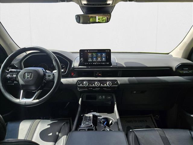 used 2023 Honda Pilot car, priced at $37,900