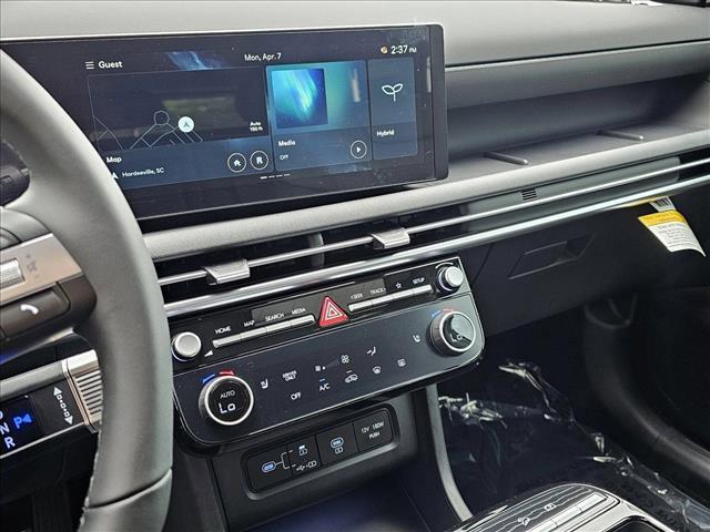 new 2025 Hyundai TUCSON Hybrid car, priced at $38,315