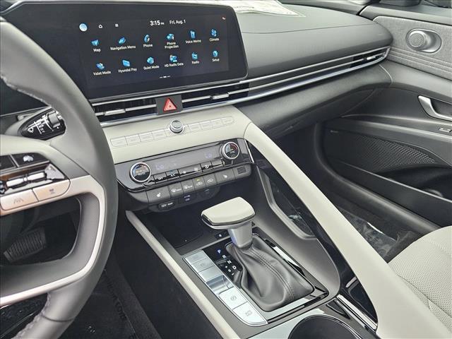 new 2025 Hyundai Elantra car, priced at $26,865