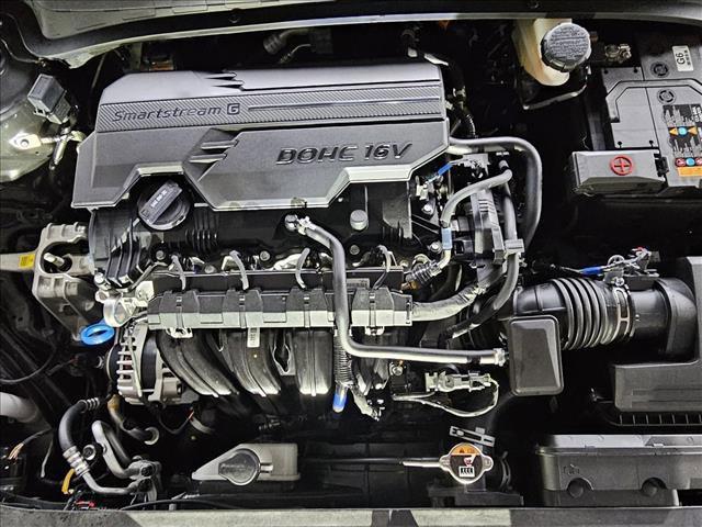 new 2025 Hyundai Elantra car, priced at $26,865