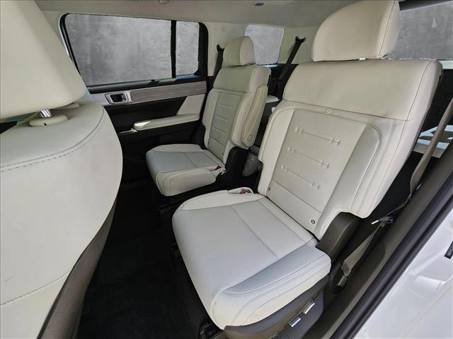 new 2025 Hyundai Santa Fe car, priced at $48,705